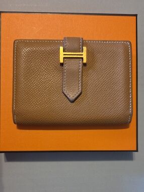 Hermès Epsom Bearn Card Holder Wallet Gold -COA, Box, Shopping Bag